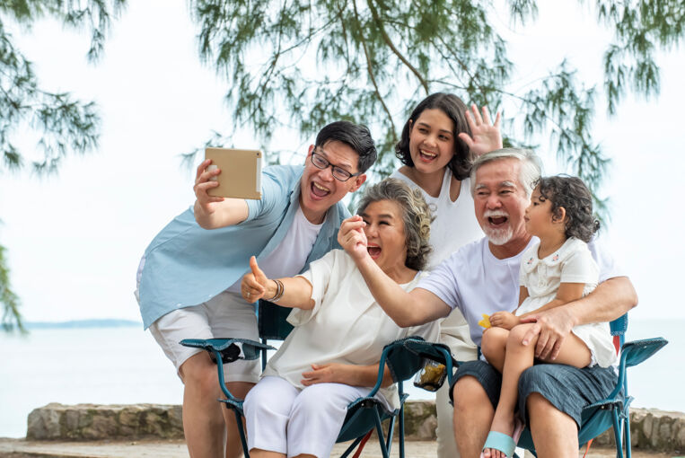 “Giải độc” tinh thần cùng người trung niên, người cao tuổi nhờ hoạt động tập luyện và bữa ăn đủ chất